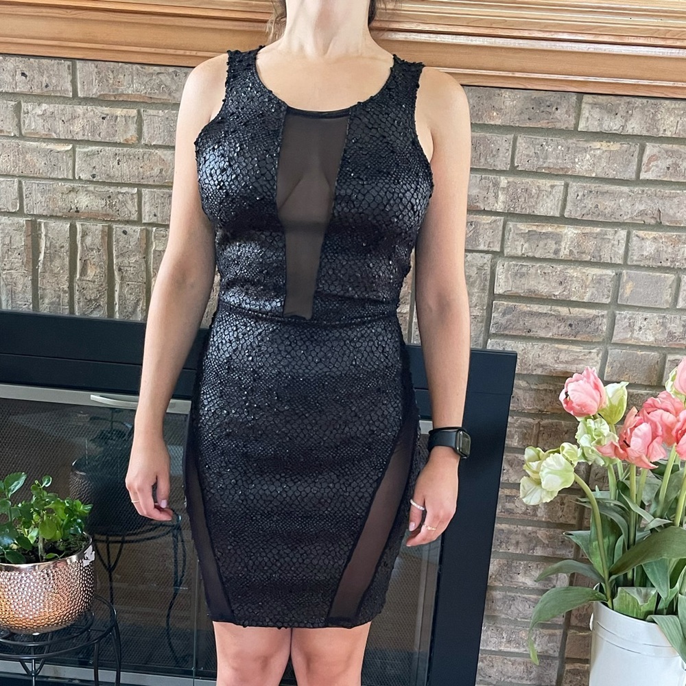 Windsor Women’s LBD Size S